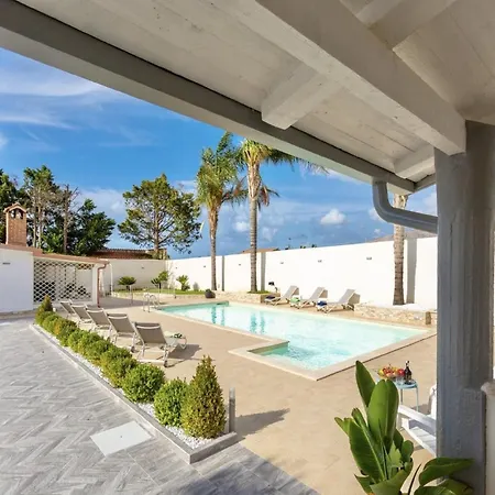 Elegant Located In Casa de Férias *